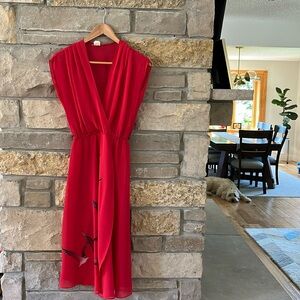 Vintage Union Made in the USA Elegant Red Sleeveless Dress With Bird Print